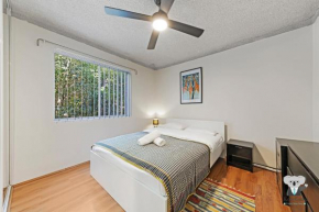 KozyGuru / Westmead / 2 Bed Unit + Free Parking / Walk to Westmead Hospital / NWE022